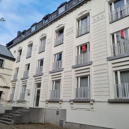 Logement Dans Le Coeur Historique De Монс Экстерьер фото